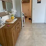 Le Balcon De L'oliveraie, Piscine, Parking, Calme Apartmán *